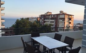 Bardhi Apts
