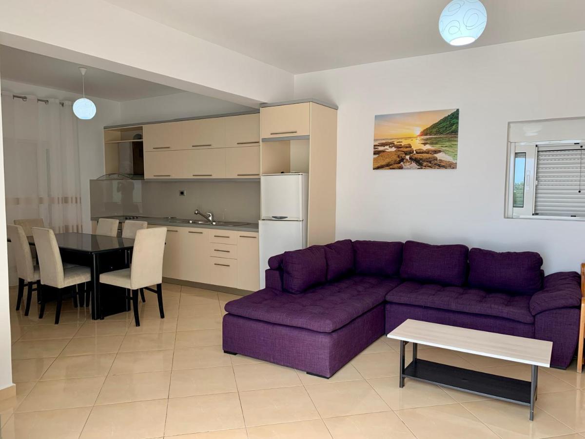 Bardhi Apts Sarandë Esterno foto