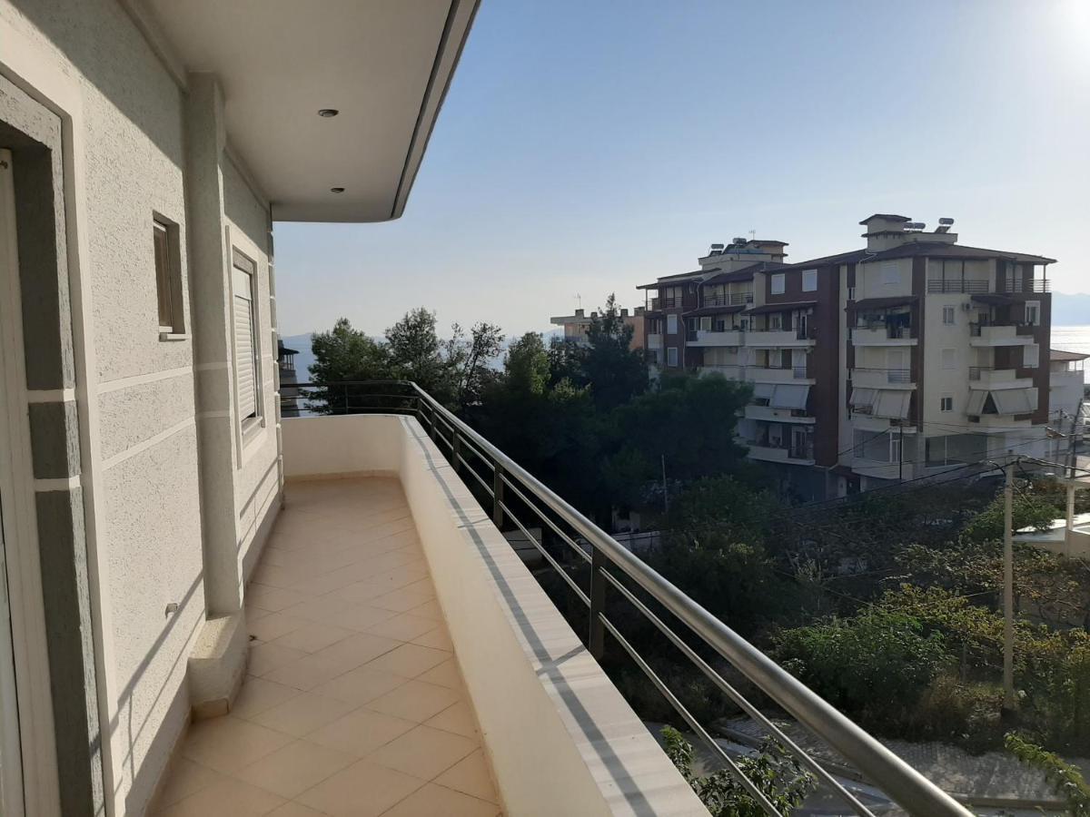 Bardhi Apts Sarandë Esterno foto